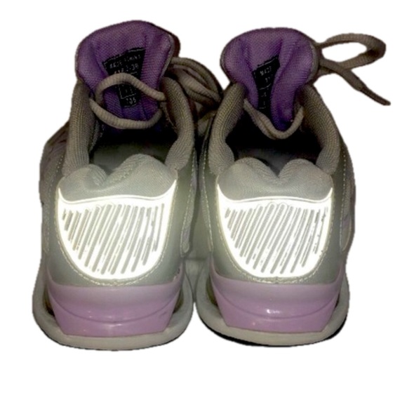 $5 ADD ON ⭐️ATHLETIC RUNNERS GREY SILVER LILAC  SIZE 6 - Picture 5 of 11